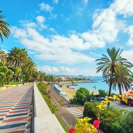 Sofy Ap Sea View & Private Parking - Happy San Remo