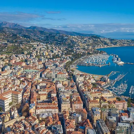 Sofy Ap Sea View & Private Parking - Happy شقة *
