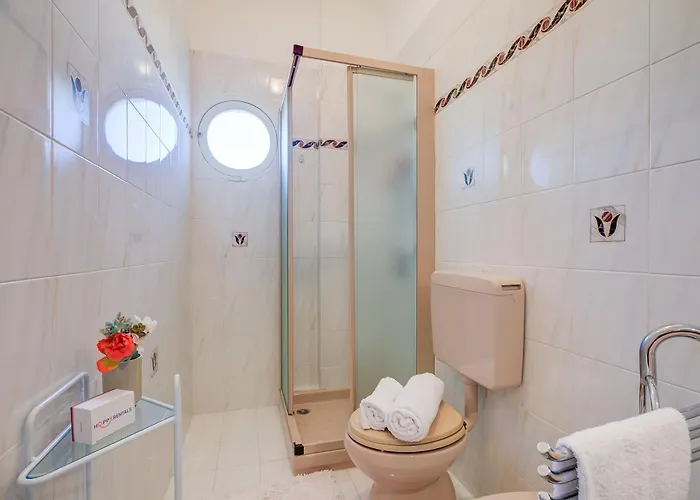 Sofy Ap Sea View & Private Parking - Happy Apartment