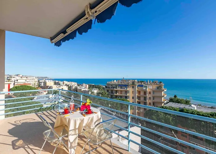 Appartement Sofy Ap Sea View & Private Parking - Happy