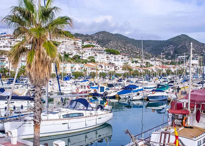 Appartement Sofy Ap Sea View & Private Parking - Happy